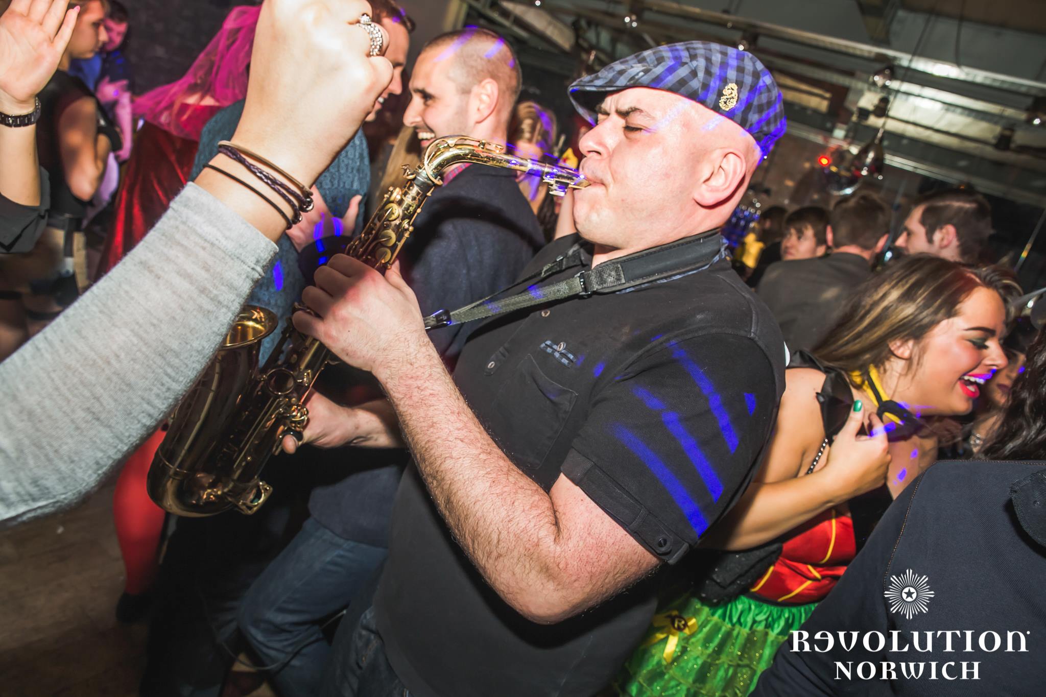 Revolution Norwich Andy Sax Saxophone House Music Club Classics Night Club Entertainer Saxophonist 2